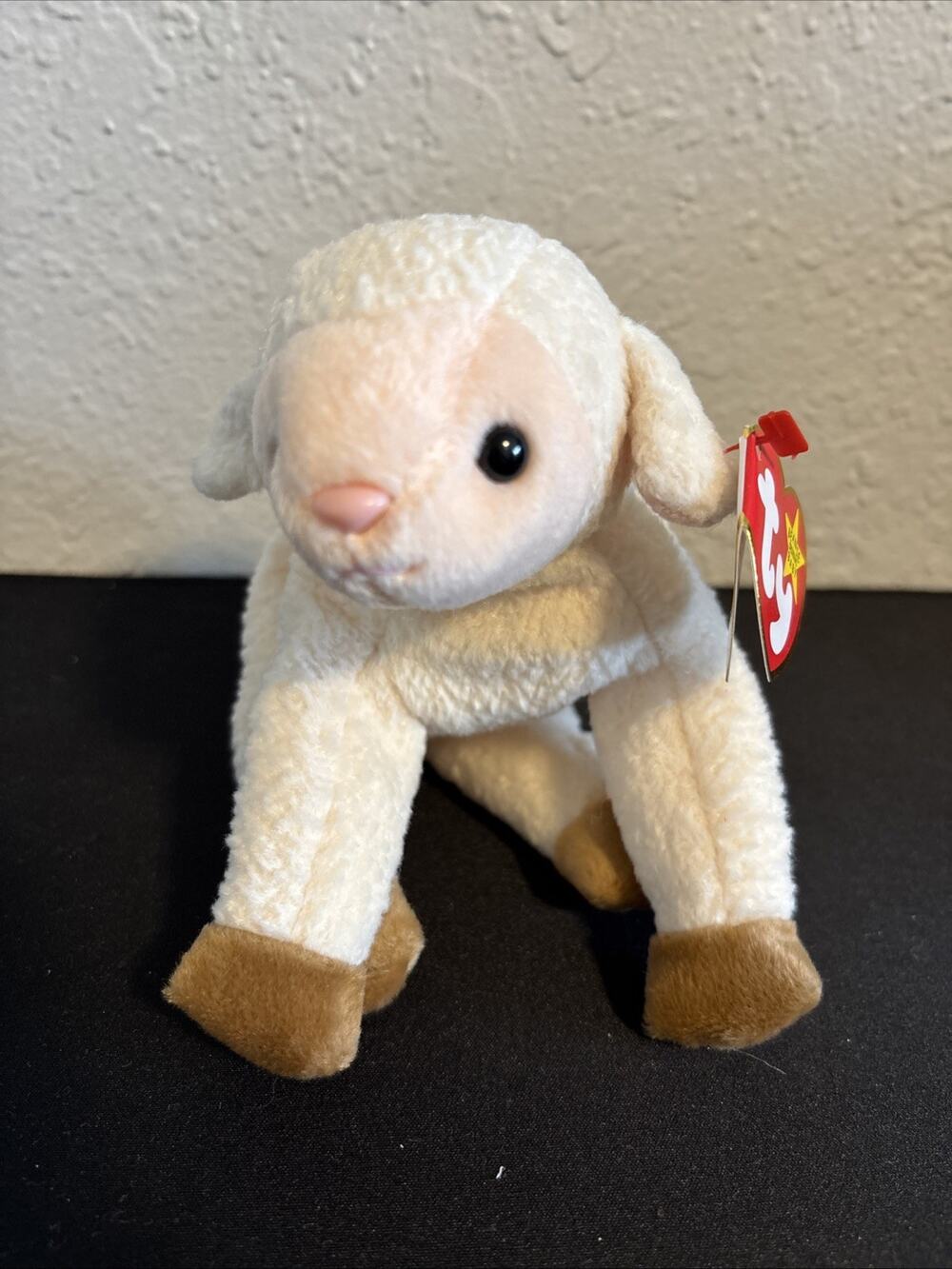 Ty Beanie Baby Ewey the Lamb DOB March 1, 1998